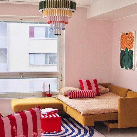 Candy-Colored Two-Room Condo With Sweet Views Ελσίνκι Εξωτερικό φωτογραφία