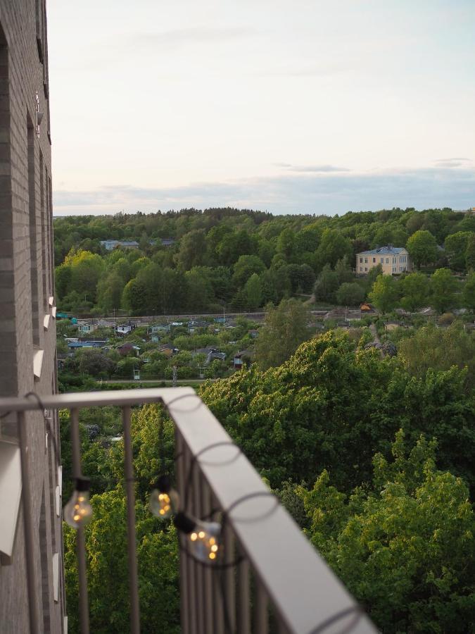 Candy-Colored Two-Room Condo With Sweet Views Ελσίνκι Εξωτερικό φωτογραφία
