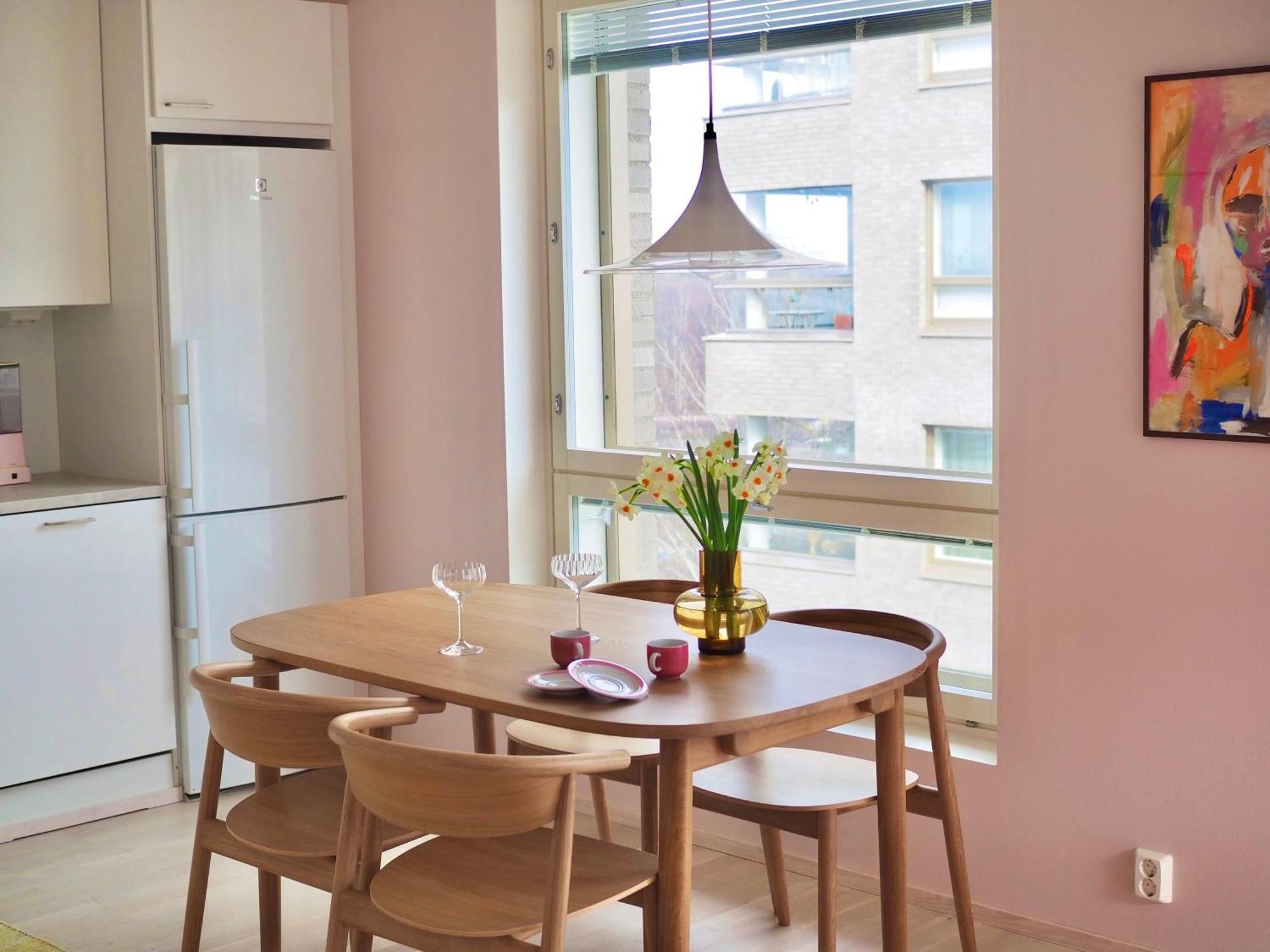 Candy-Colored Two-Room Condo With Sweet Views Ελσίνκι Εξωτερικό φωτογραφία